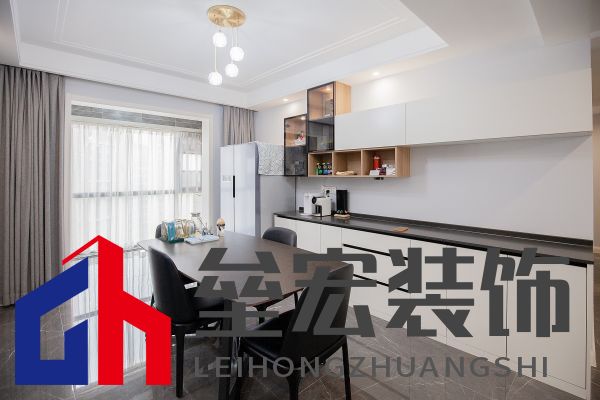 白色、木色與黑色演繹同一空間下的不同格調(diào)！