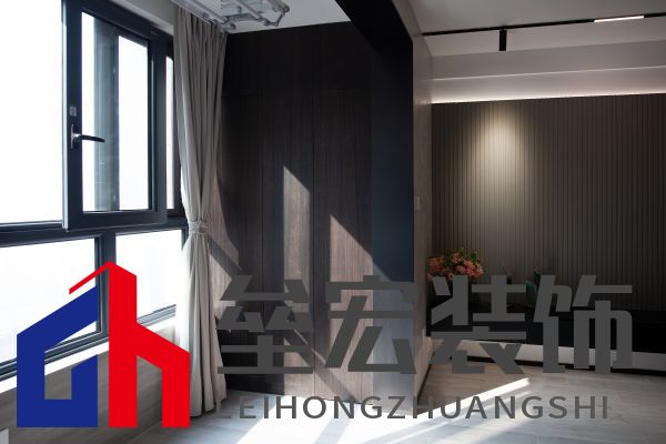 142㎡現(xiàn)代簡約丨 黑白格調(diào)下的溫柔空間！