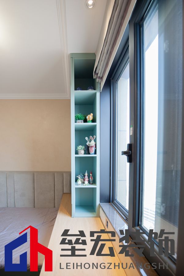 142㎡現(xiàn)代簡約丨 黑白格調(diào)下的溫柔空間！