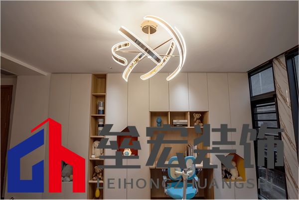 武大靖的冠軍新家燈光原來(lái)有這么多細(xì)節(jié)，華藝照明是怎么做到的