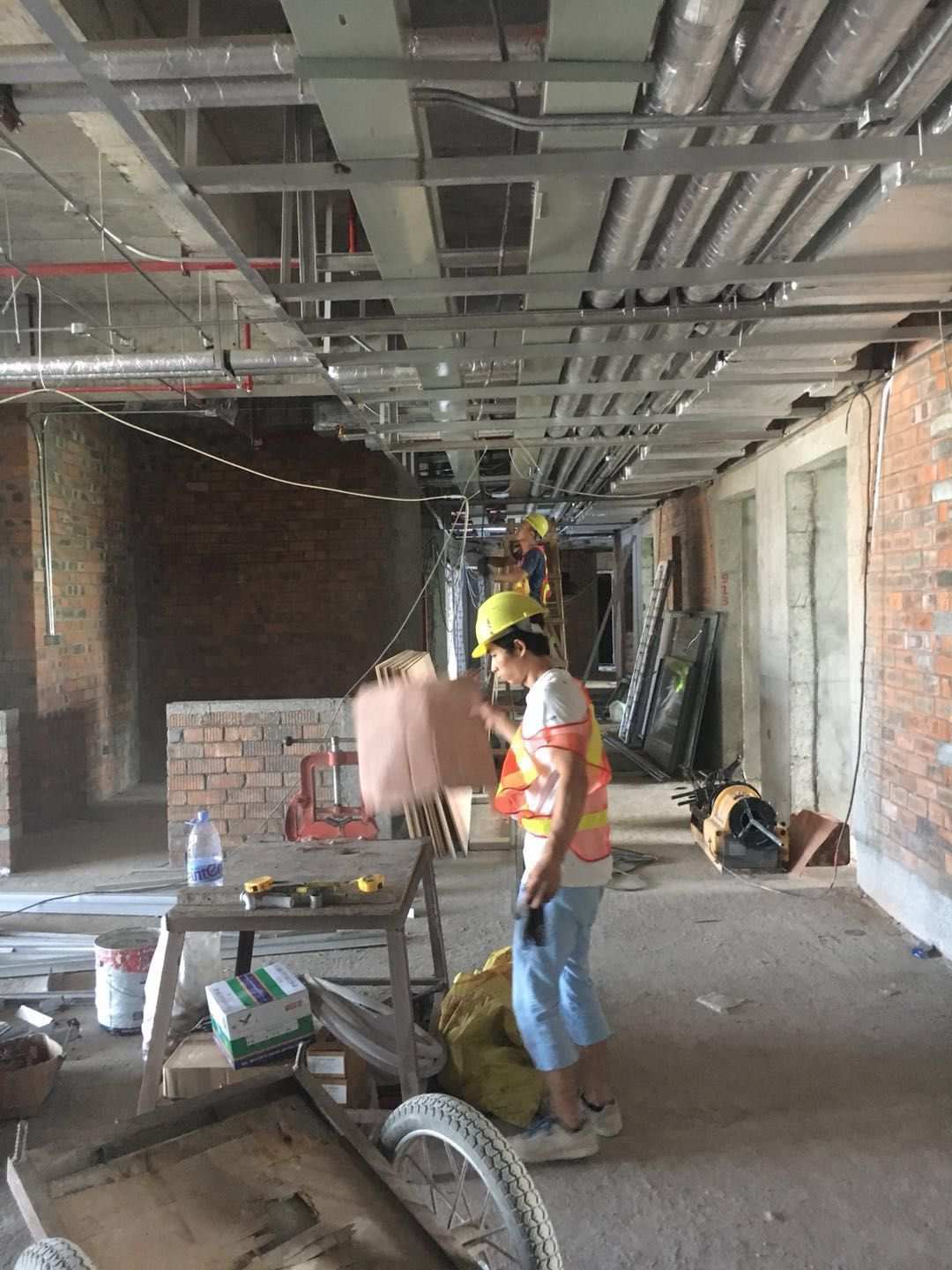 房子裝修水電安裝圖_廈門裝修水電工人_水電工人個(gè)人工作總結(jié)范文