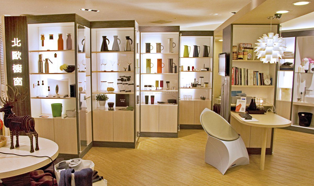 情侶飾品小店面簡單裝修樣本圖片_吧臺(tái)裝修效果圖 店面_廈門店面裝修公司