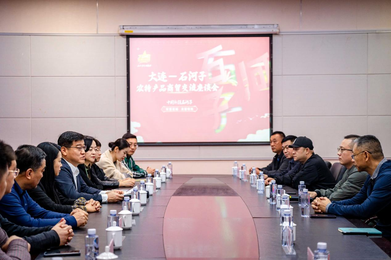 _展銷、簽約、洽談、直播精彩不斷 “石河子參展團”火出了圈_展銷、簽約、洽談、直播精彩不斷 “石河子參展團”火出了圈