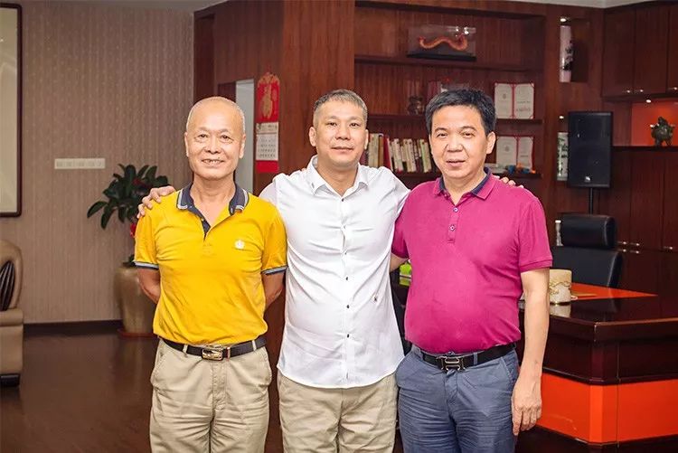 廈門(mén)哪家家裝公司正規(guī)_廈門(mén)十大家裝公司_廈門(mén)家裝公司排名前十