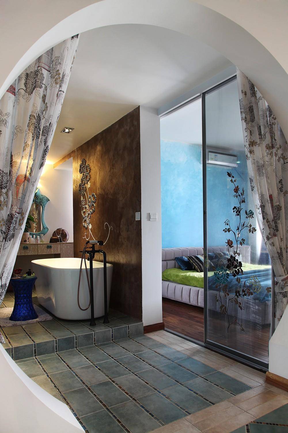 廈門(mén)裝修房子全包價(jià)格一般多少_廈門(mén)新中式全包裝修_廈門(mén)裝修半包價(jià)格項(xiàng)目清單