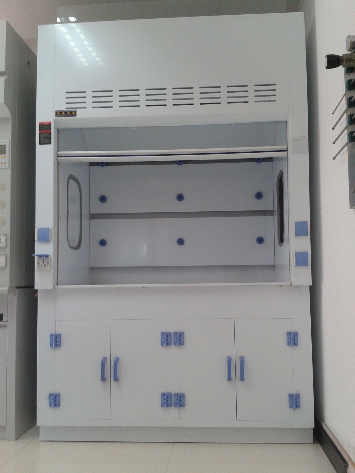 廈門室內(nèi)裝修設(shè)計_廈門實驗室裝修設(shè)計_廈門室內(nèi)裝修設(shè)計工作室