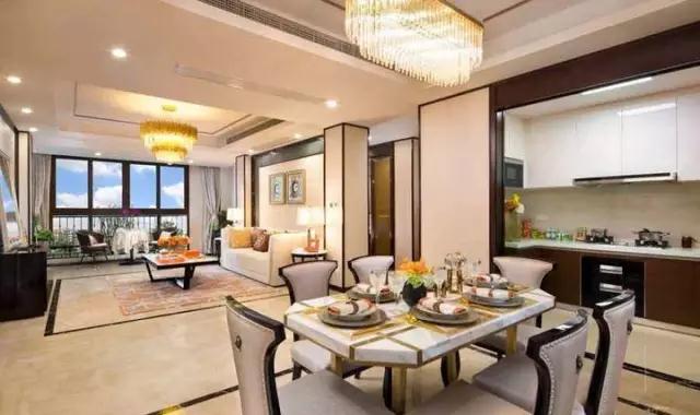 150㎡戶型四間朝南，一個創(chuàng)新的戶型，我不允許它有1㎡的浪費。