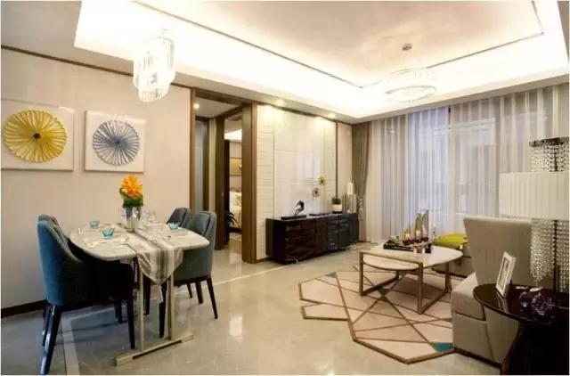 150㎡戶型四間朝南，一個創(chuàng)新的戶型，我不允許它有1㎡的浪費。