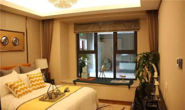 150㎡戶型四間朝南，一個創(chuàng)新的戶型，我不允許它有1㎡的浪費。