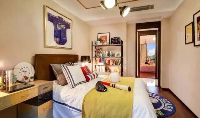 150㎡戶型四間朝南，一個創(chuàng)新的戶型，我不允許它有1㎡的浪費。