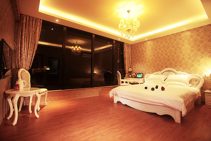 廈門(mén)土豪裝飾_廈門(mén)十大裝飾公司排名_廈門(mén)豪華風(fēng)格裝飾公司