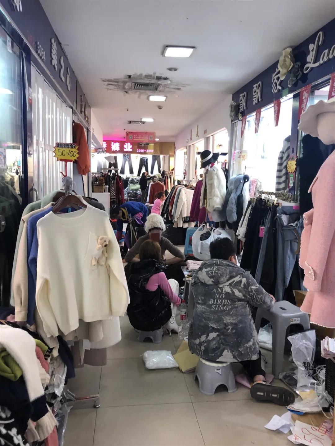 批發(fā)廈門裝修材料市場在哪里_廈門裝修材料批發(fā)市場_廈門裝飾材料批發(fā)市場