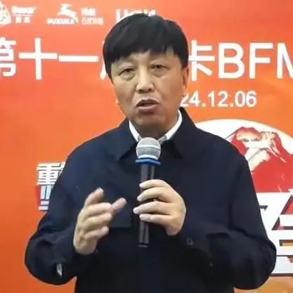 重塑信心，堅定信念，逆境攀登！