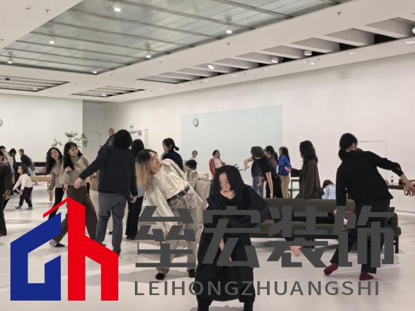 吱音再次攜手陶身體劇場與浦東美術(shù)館共創(chuàng)呈現(xiàn)“動作世界”舞蹈藝術(shù)現(xiàn)場